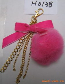 广州市荔湾区丽艳工艺品店 广州市流花路西郊大厦二楼2037楼 本公司是一家集设计 生产 销售于一体的饰品厂家,主要经营头饰 头花 发夹 胸针 胸花 项链 腰链 皮带